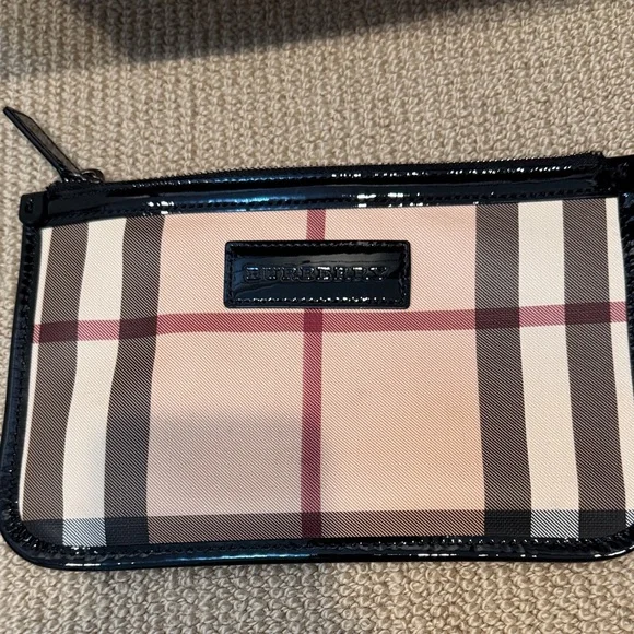 Burberry Beige and Black Checkered Tote - Picture 3 of 6
